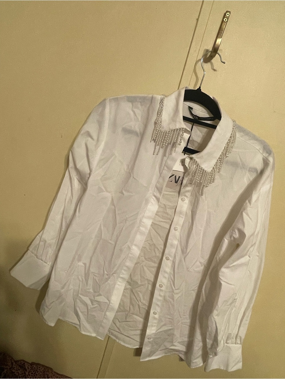 Zara White Button-Up Shirt with Beaded Fringe Collar